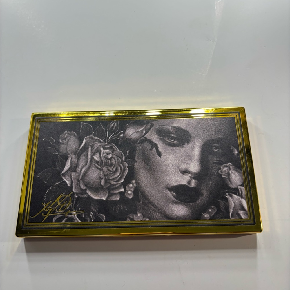 Brand new Kat Von D 10th Anniversary Eyeshadow Palette LIMITED EDITION